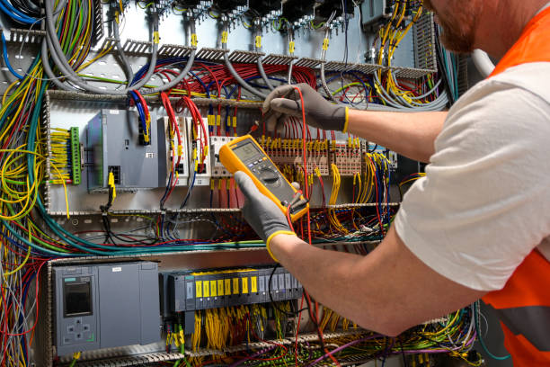 Best Affordable Emergency Electrician  in Urbana, IA